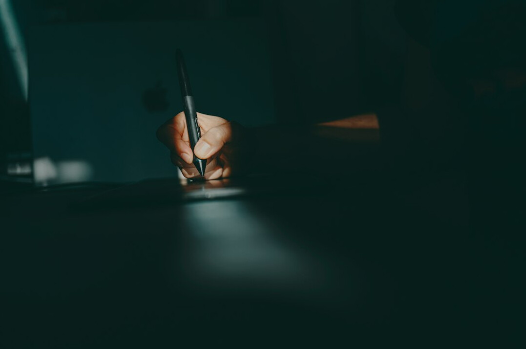 mystery writer creating character